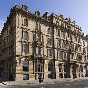 Premier Quayside Hotel